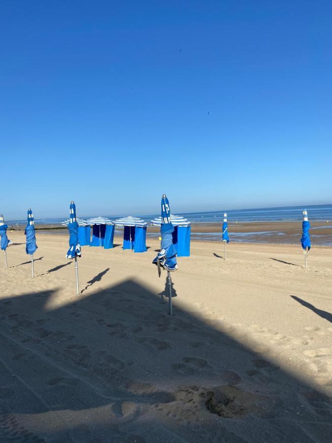 La Villa L'Oiseau Bleu Proche De La Plage Et De Deauville !!! Awards 2025 Blonville-sur-Mer Eksteriør billede